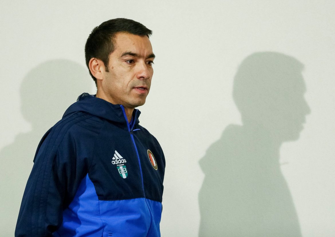 Rangers: Van Bronckhorst deadline set