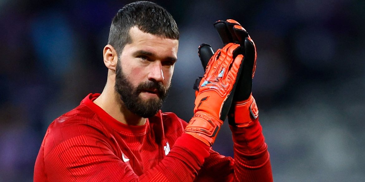 Chelsea now in talks for "quick" player who Alisson called "one of the best"